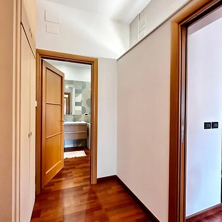 Apartamento Hostdomus - Ca' Romana *