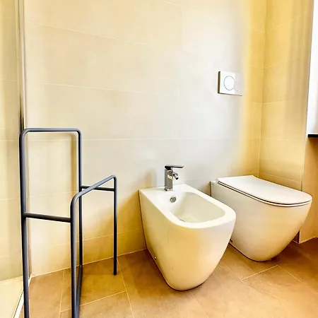 Apartamento Hostdomus - Ca' Romana Spotorno