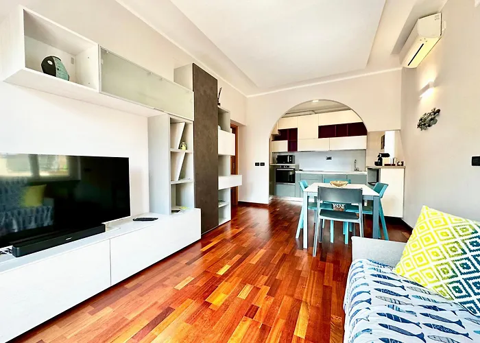 Hostdomus - Ca' Romana Spotorno